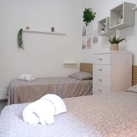 - Oasis With Private Garden In Parco Pamphilj Roma