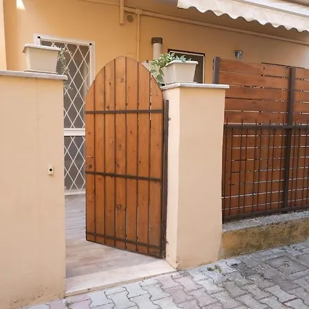 - Oasis With Private Garden In Parco Pamphilj Apartamento