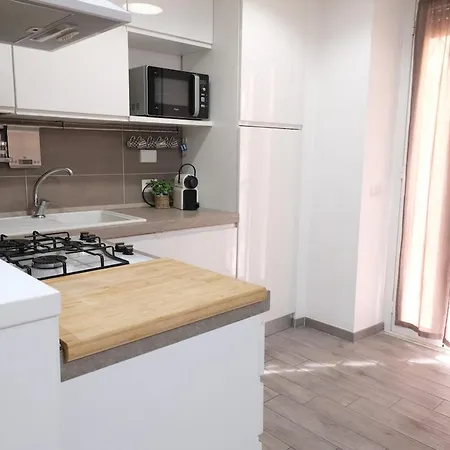 - Oasis With Private Garden In Parco Pamphilj Roma